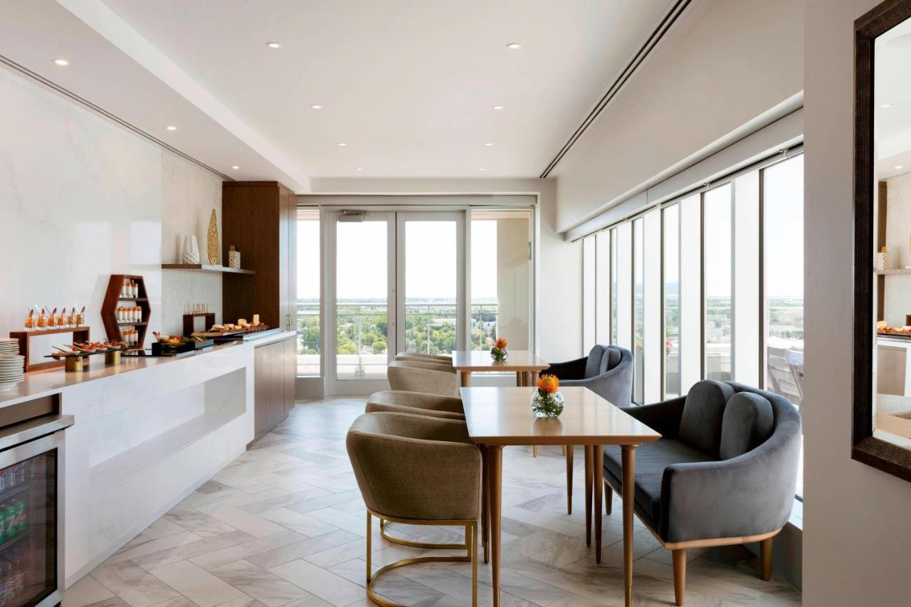 Sheraton Saint-Hyacinthe Hotel Bagian luar foto