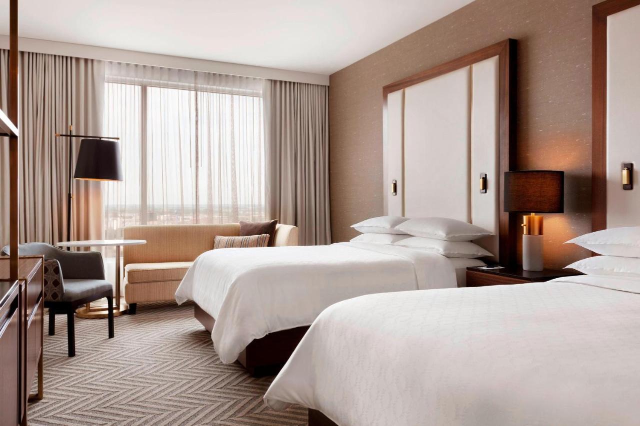 Sheraton Saint-Hyacinthe Hotel Bagian luar foto