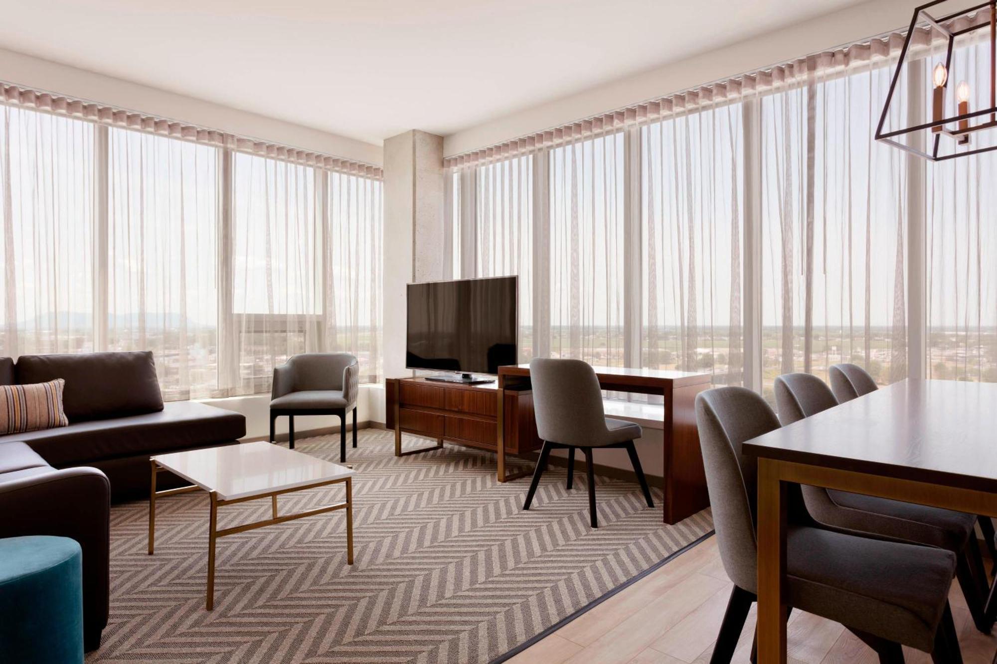 Sheraton Saint-Hyacinthe Hotel Bagian luar foto